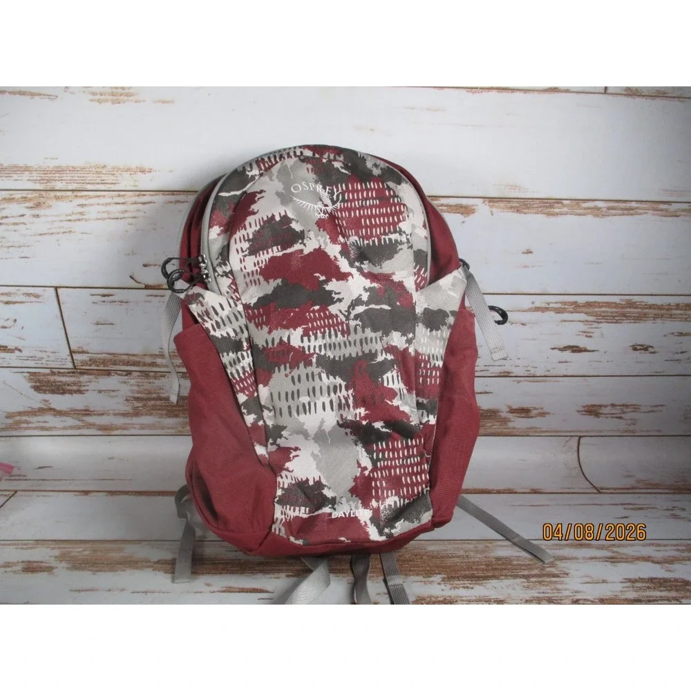 Osprey Daylite Daypack Liquify Print Kakio Pink 13L Hiking Backpack Used